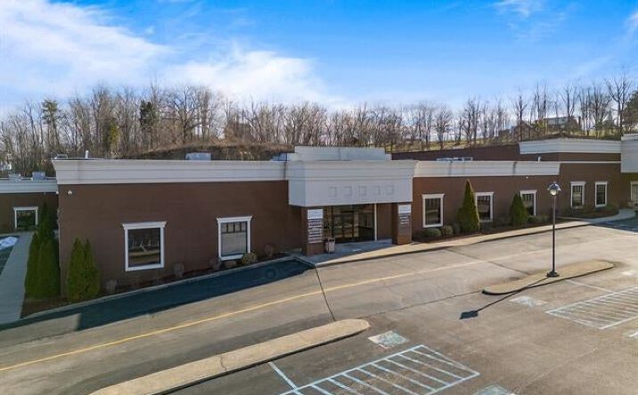 3244 U.S. 60 Suite 21A, Huntington