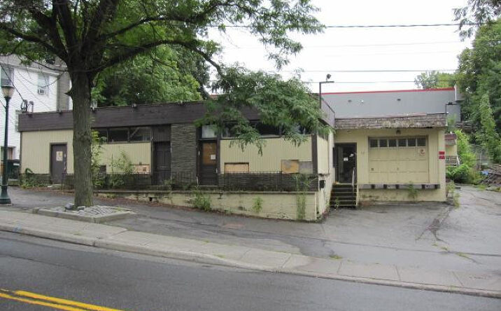 17 Milton Avenue