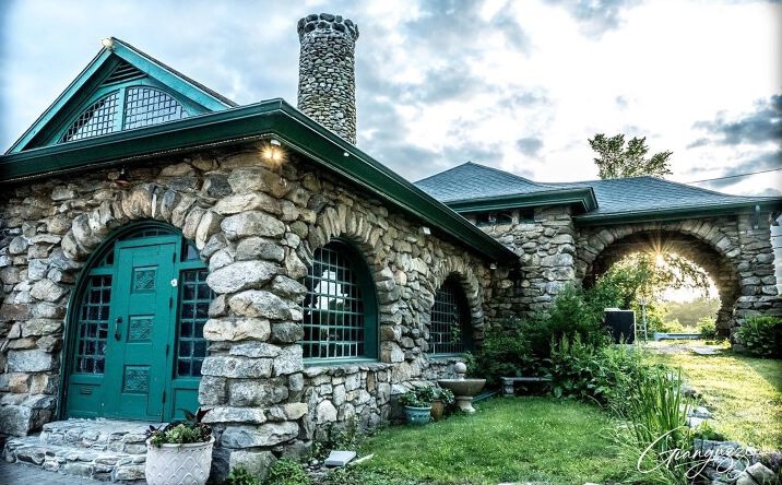 1464 Kingstown Rd, South Kingstown
