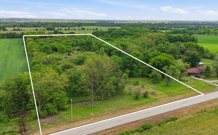 S 220 Road, Wagoner