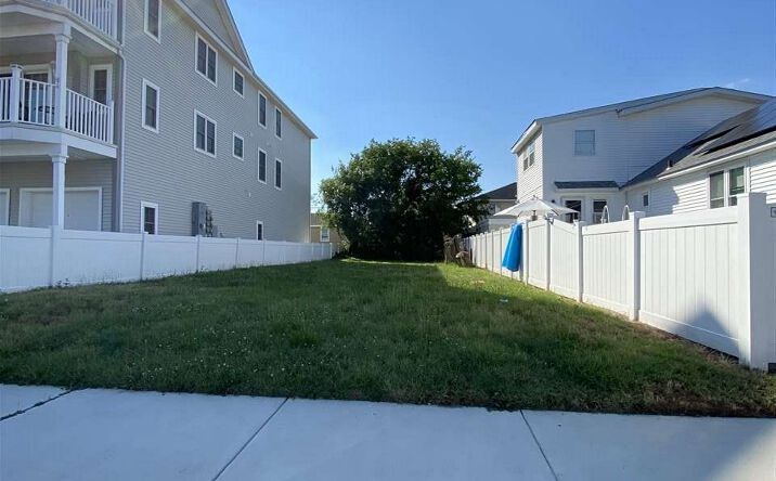 4102 Arctic, Wildwood