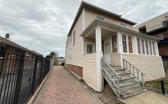 2355 N Newland Avenue, Chicago