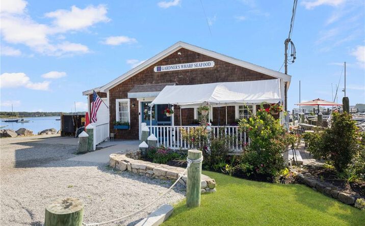 170 Main Street, North Kingstown