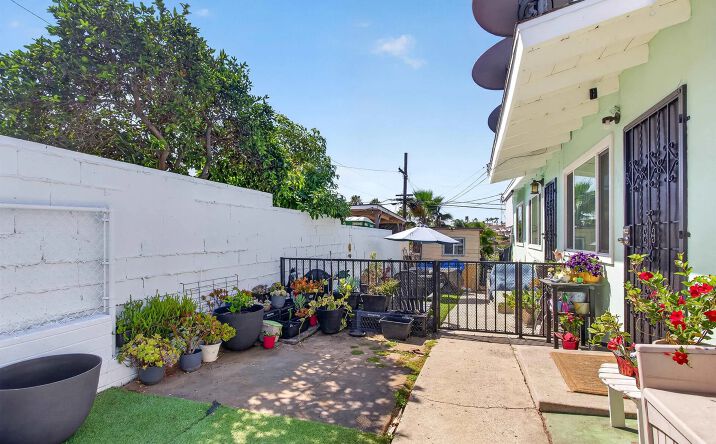 4165-4171 Epsilon St, San Diego