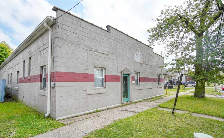 303 S DEAN, Adrian