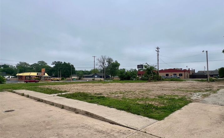 201 S Mississippi, Ada