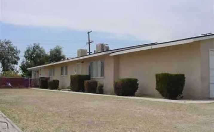 1016-1018 Navajo, Barstow