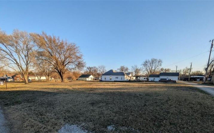 533 N Central Avenue, Chanute