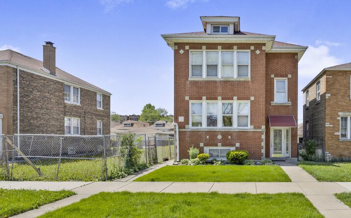4428 S Christiana Avenue, Chicago
