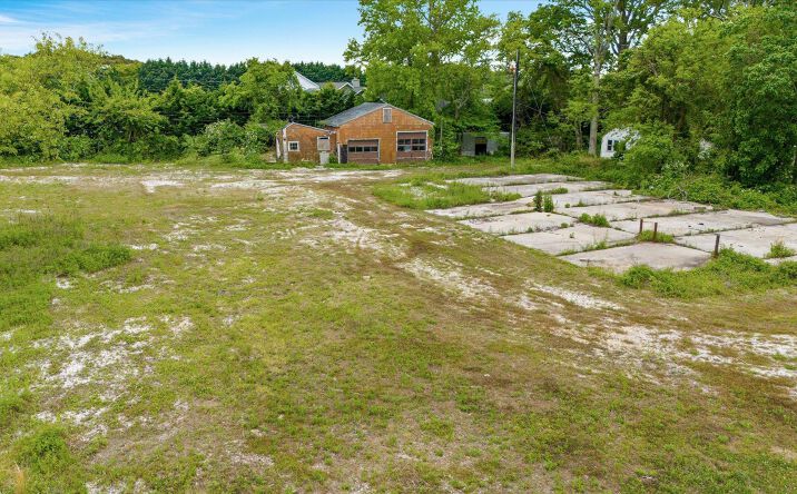 1024 Shunpike Road, Cold Spring