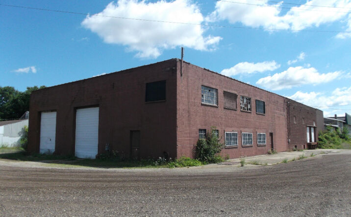 420 W Spruce Street, Marshall