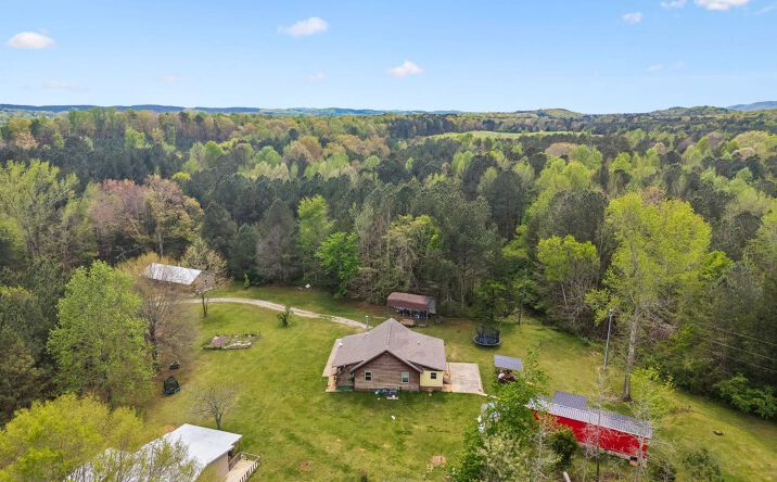587 Cooper Rd, Summerville