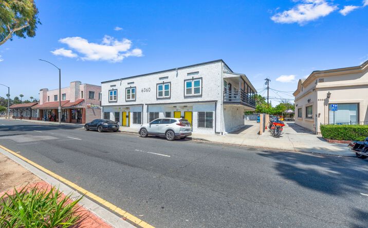6068 Atlantic Avenue, Long Beach