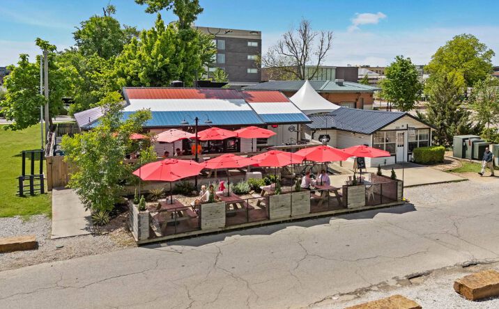 208 NE 3rd St, Bentonville