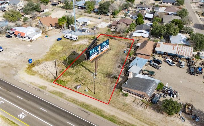 332 & 334 W Loop 374 Highway, Mission