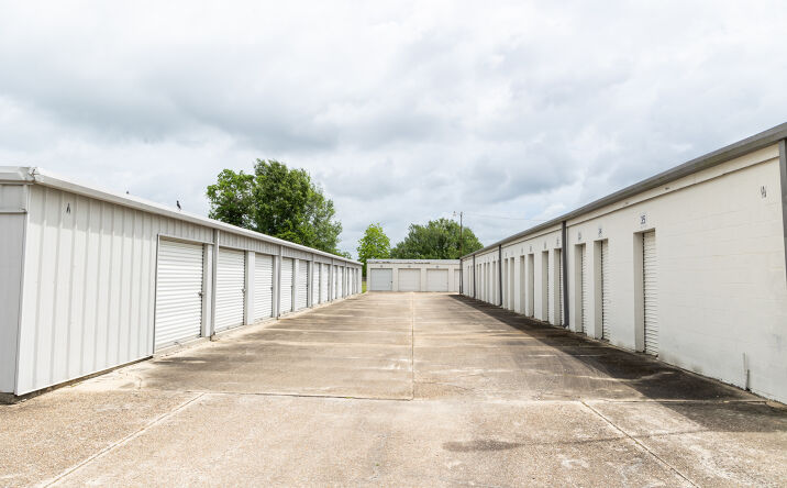 126 N Hollywood Rd, Houma