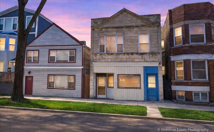 3636 N Ashland Avenue, Chicago