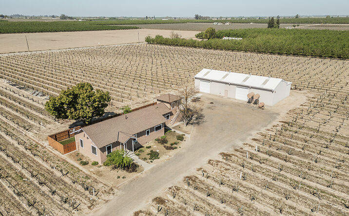 11888 West Shaw Avenue, Fresno