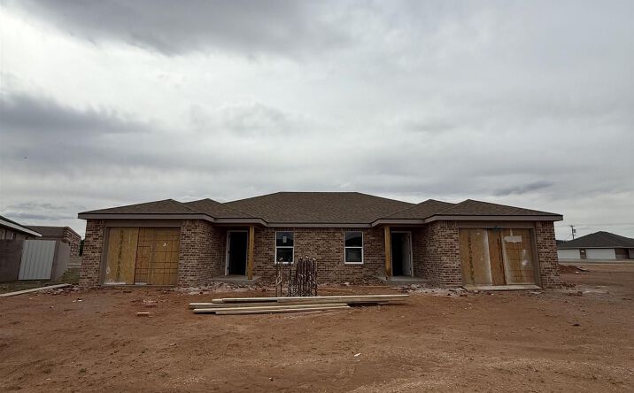 1320 Mission Drive, Clovis