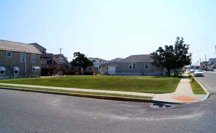 655 W Maple Avenue, West Wildwood