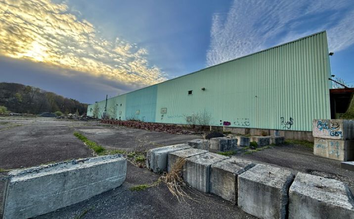 100 S Riverside Ave, Plymouth