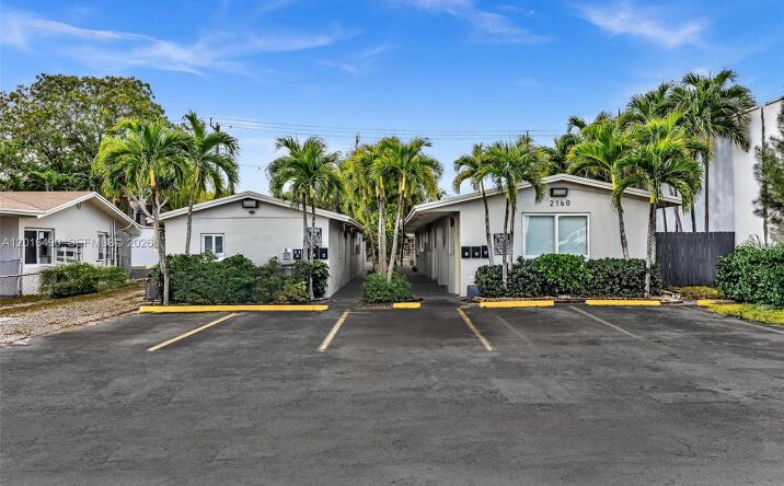 2140 NW 29th St, Oakland Park