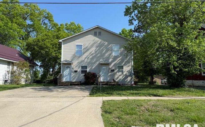 312 E HESTER Street, Carbondale