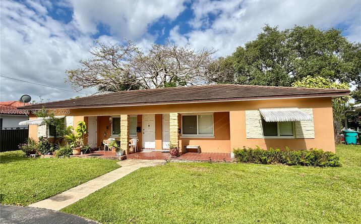 11002 NE 10th Ave, Biscayne Park