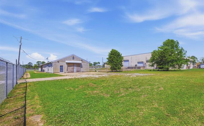 1001 Main Street, Lake Charles