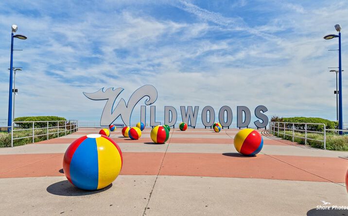 111 W Juniper Avenue, Wildwood