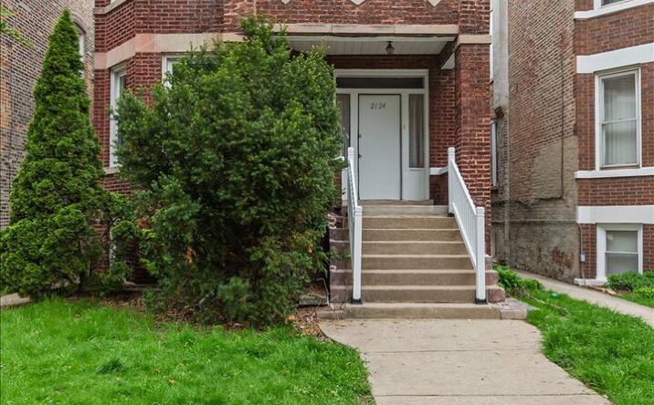 2124 Harvey Avenue, Berwyn