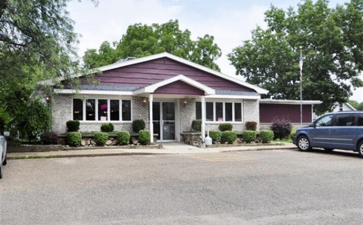 701 E Main, Centreville
