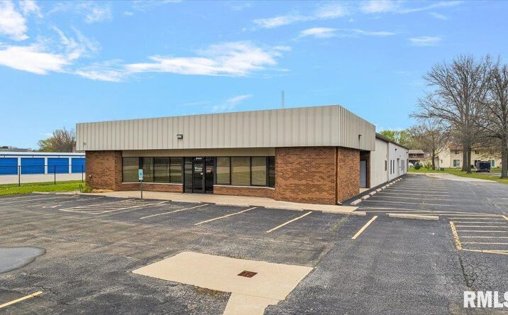 6444 6th Street Frontage Road, Springfield