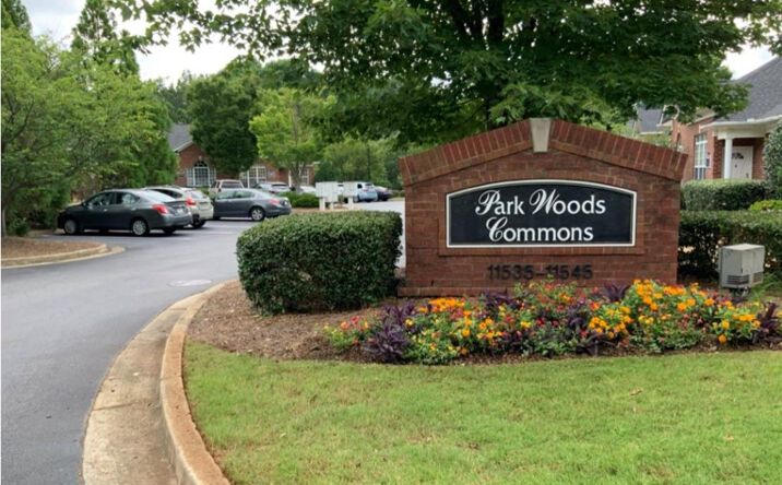 11535 Park Woods Cir, Alpharetta