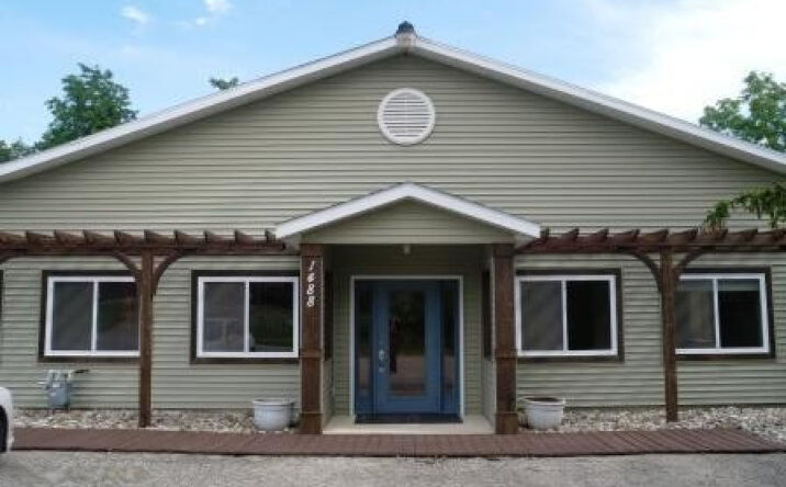 1488 Vera Drive, Hillsdale