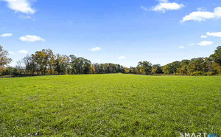 100 Hubbard Hill Rd, Killingly