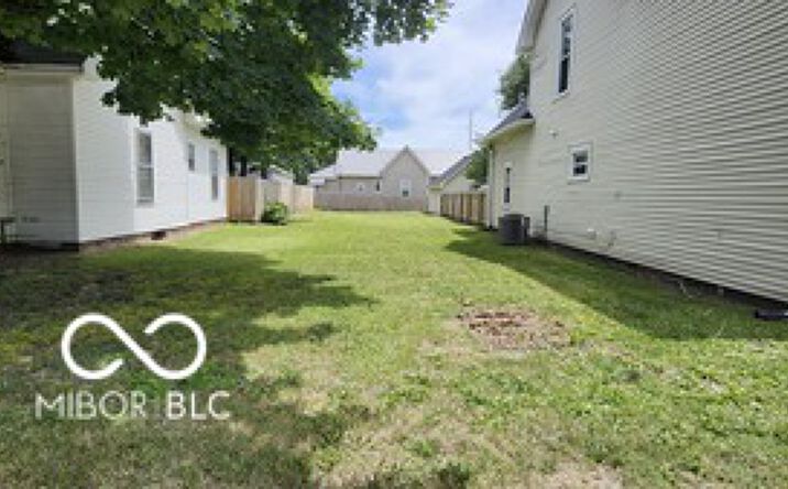 1447 S East St, Indianapolis
