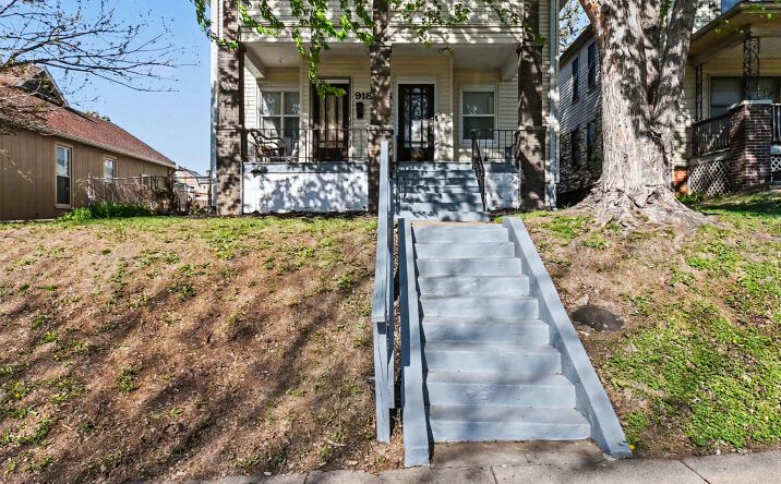918 S 25th Ave, Omaha
