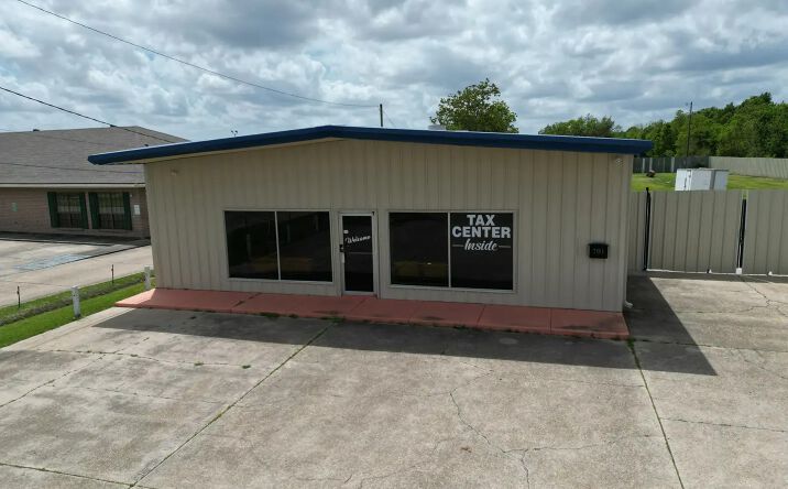 701 W Admiral Doyle Dr, New Iberia