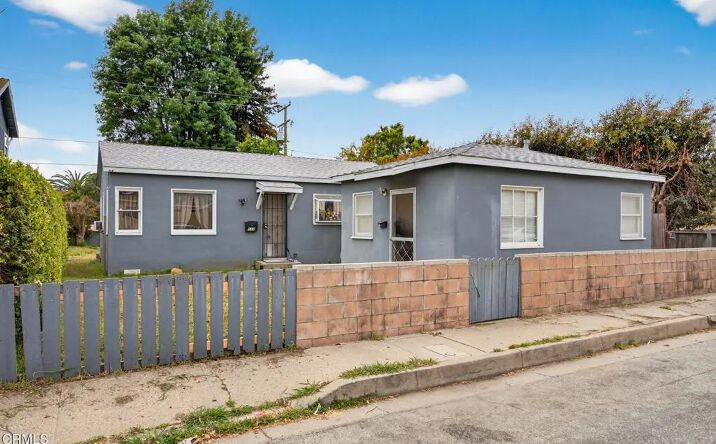 108 Barry Drive, Ventura
