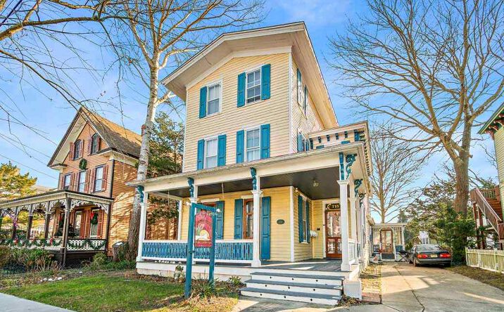 718 Columbia Avenue, Cape May
