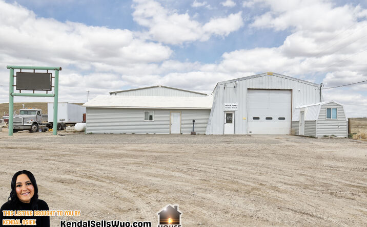 2336 E Richards St, Douglas