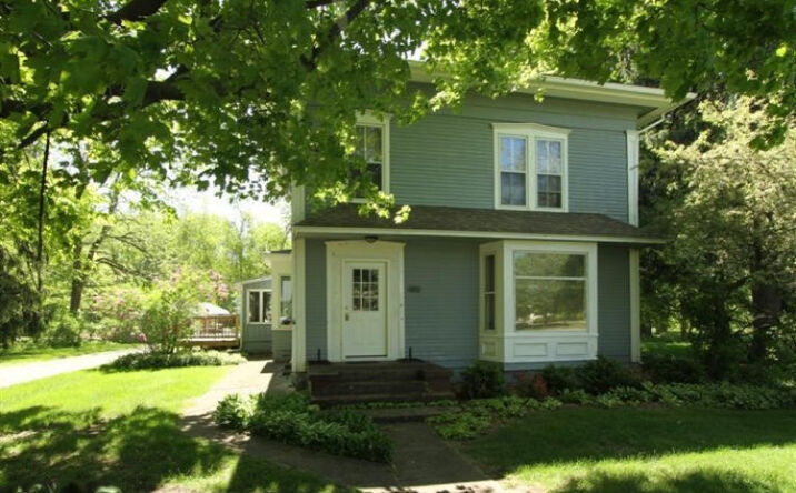 8760 Gull Road, Richland