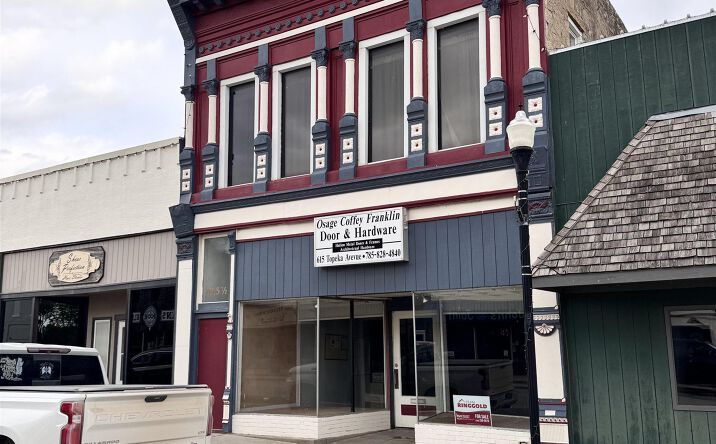 615 S Topeka AVE, Lyndon
