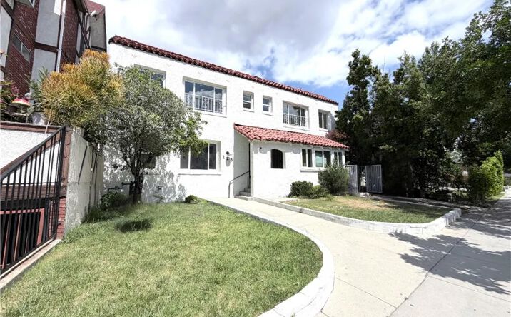 125 W Chestnut Street, Glendale