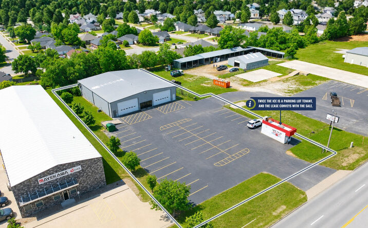2763 E Robinson Ave, Springdale