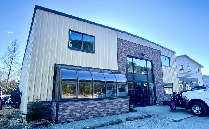 8375 Old Dairy Road, Juneau