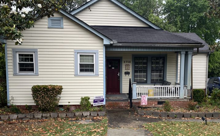 2715 Chapel Hill Road, Durham