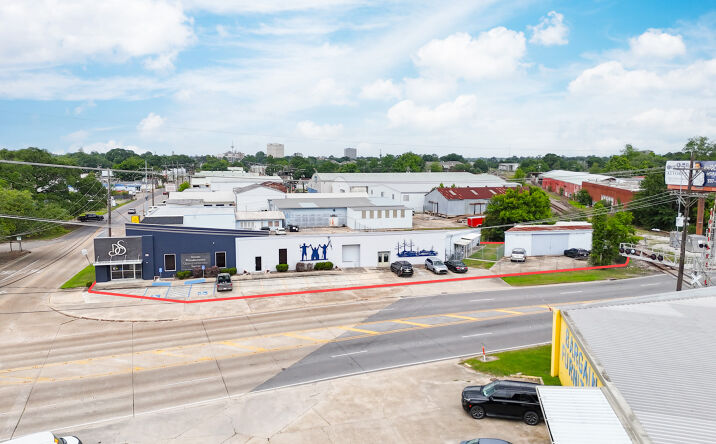 103 East Pinhook Road, Lafayette