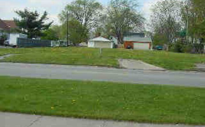 108 E Oak, Fairbury